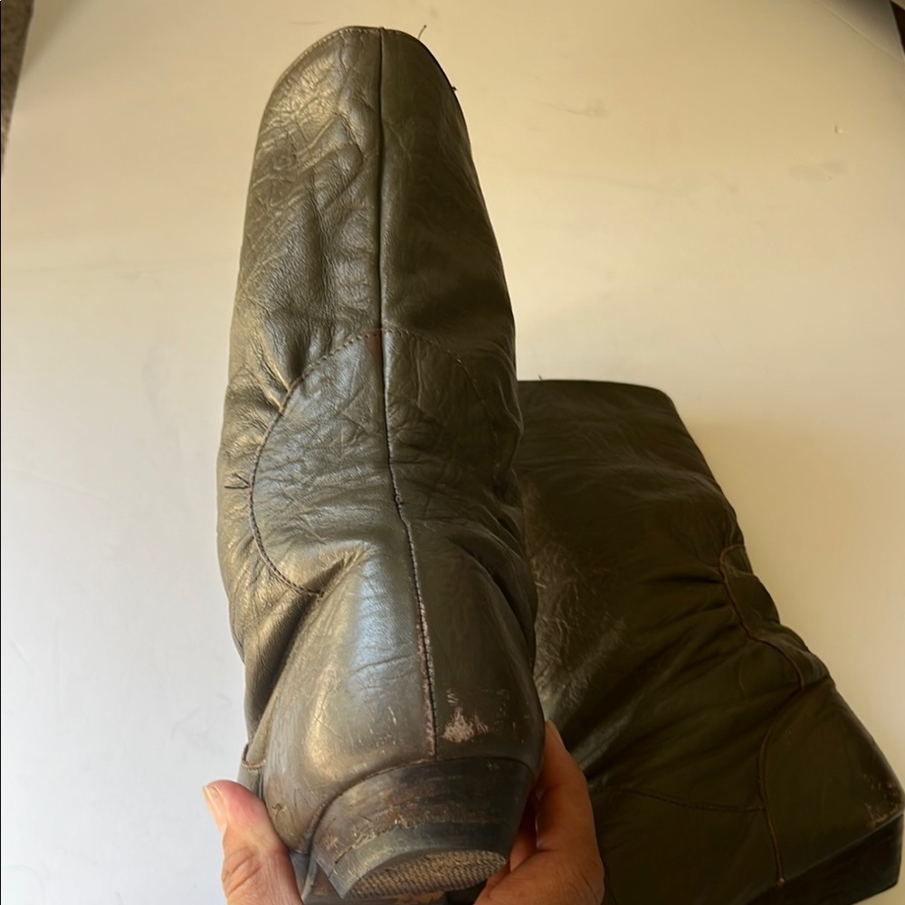 Vintage Olive Ankle Boots - Picture 3 of 4